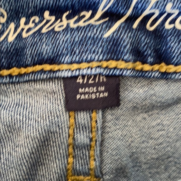 Universal Thread High Rise Bermuda Shorts - Picture 3 of 5